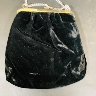 LOT 393: Collection of Vintage Evening Clutches, Purses and More