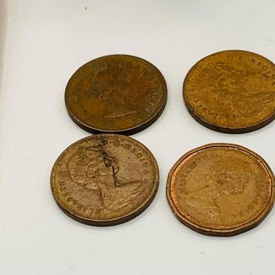LOT402: Canadian Coins Including 1922 Counterfeit Nickel, 1920 Penny and Much More