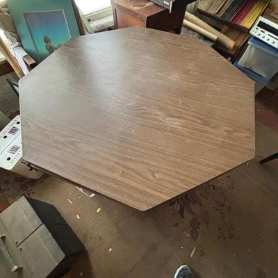 LOT 435: Game Table: 3 in 1 Bumper Pool, Poker & Card