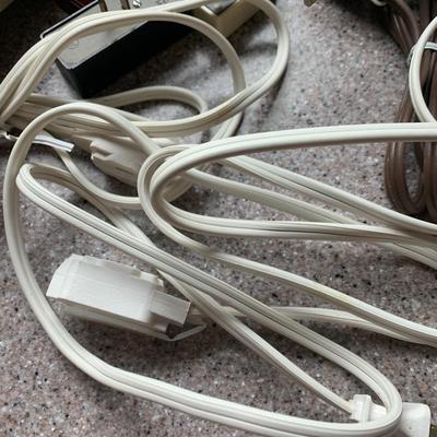 Extension Cords / Walk Plugs Lot