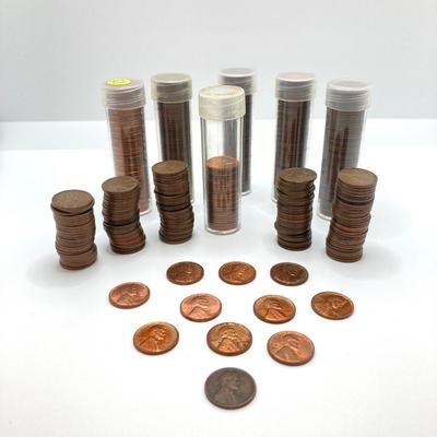 LOT 465: Large Collection of Vintage Pennies - Wheat and More