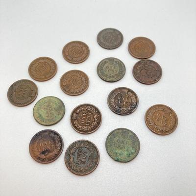LOT 466: Vintage Indian Penny Collection