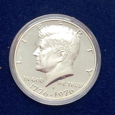 LOT 471: 1776-1976 United States Bicentennial Silver Proof Set, 1980 Uncirculated U.S. Mint Coin Set and 1981 Uncirculated U.S. Mint Coin...