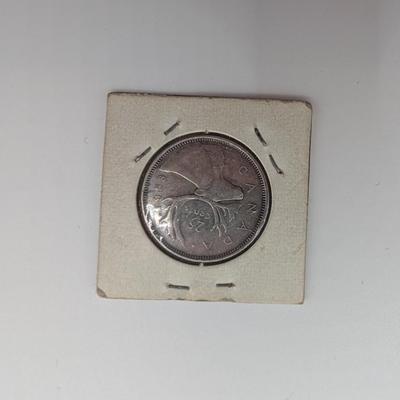LOT 512J: Coin Collection Containing 1928-1957 Canadian $ 0.25 Pieces, 80% Silver