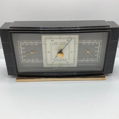 LOT 522: Vintage Airguide Table / Desk Barometer in Box, Chesterfield Dolmy Swiss Made Stop Watch and National Association of Watch &...