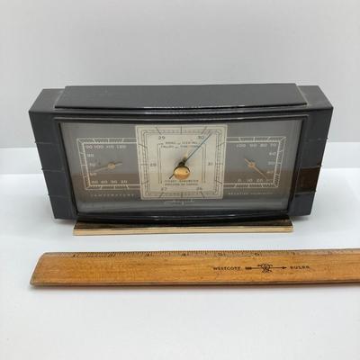 LOT 522: Vintage Airguide Table / Desk Barometer in Box, Chesterfield Dolmy Swiss Made Stop Watch and National Association of Watch &...