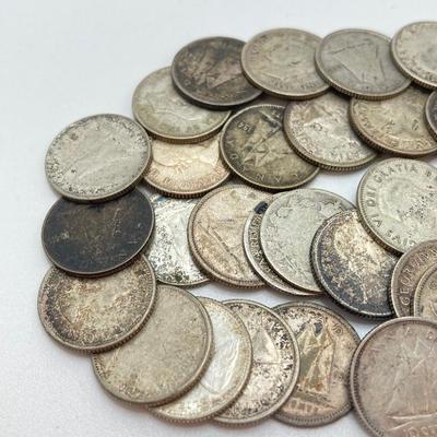 LOT 531: Collection of Canadian Silver Dimes
