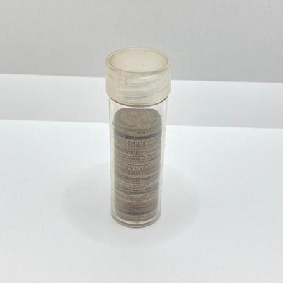 LOT 531: Collection of Canadian Silver Dimes