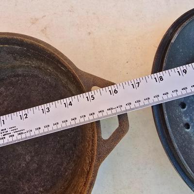 Lodge Cast Iron Skillet with Lid – 10" USA Made