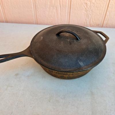 Lodge Cast Iron Skillet with Lid – 10" USA Made