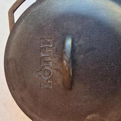 Lodge Cast Iron Skillet with Lid – 10" USA Made