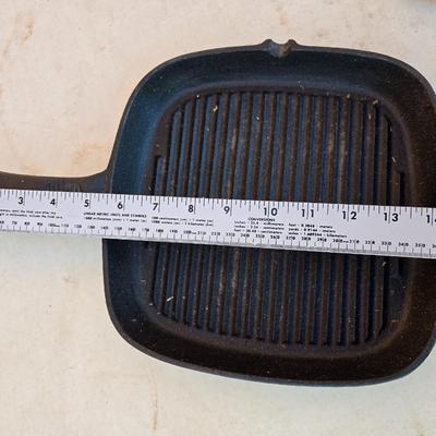 Cast Iron Grill Pan + Mini Skillet Set