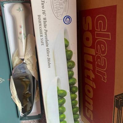 New In Boxes Kitchen Lot