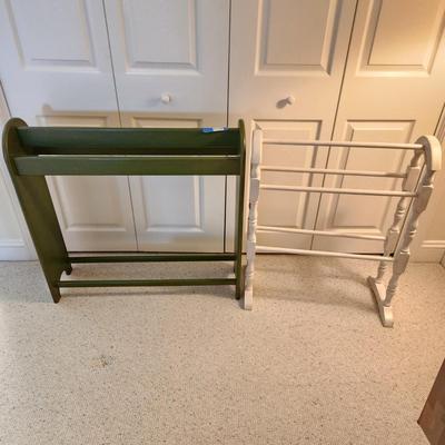 2 Quilt Blanket Racks Stand