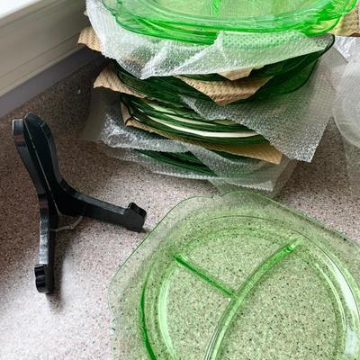 15 Green Depression Glass Plates