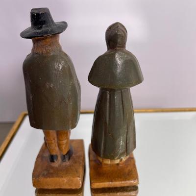 Vintage Mayflower Pilgrim Figures