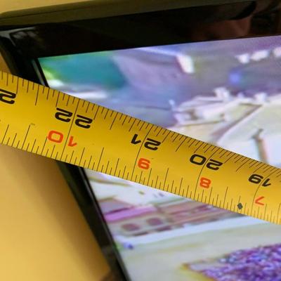Countertop / Desk Top Flat Screen LG Television