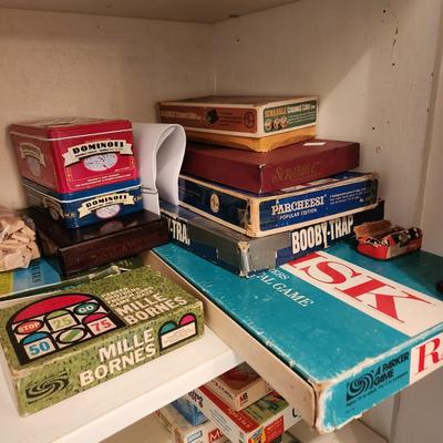 Large Lot of Puzzles , Games, Dominoes, Yahtzee, Trivial Pursuit, Uno, Playing Cards and more