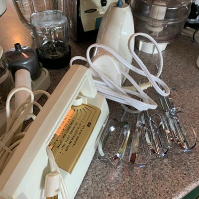 Kitchen Appliances Lot