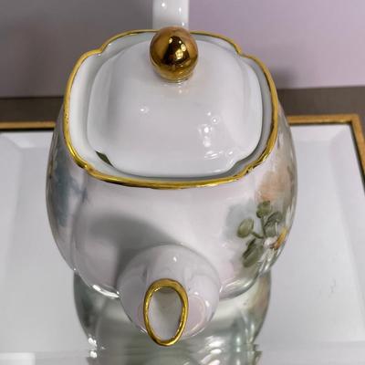 O’Keefe Signed Hand painted Teapot and Bird Ornament