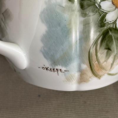 O’Keefe Signed Hand painted Teapot and Bird Ornament