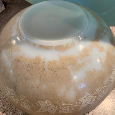 Vintage Pyrex Lot