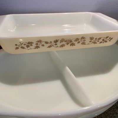 Vintage Pyrex Lot