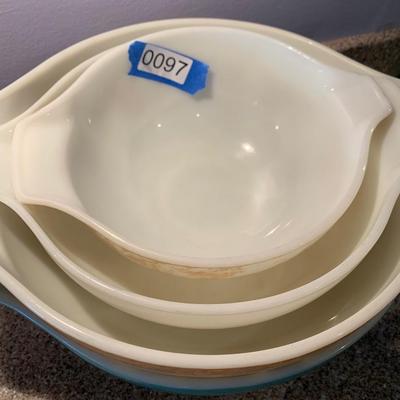 Vintage Pyrex Lot