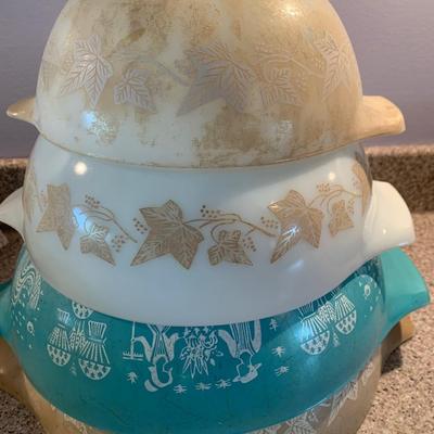 Vintage Pyrex Lot