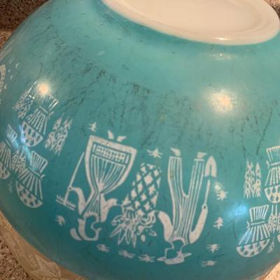 Vintage Pyrex Lot