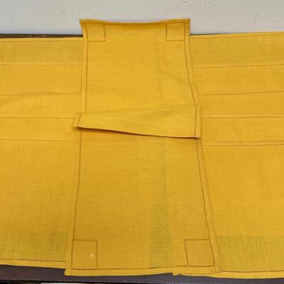 Vintage Linen Bright Pumpkin Orange Placemat Lots 10 placemats and small runner