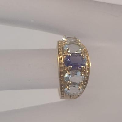 10 Karat Yellow Gold and Gemstone Ring- Size 8- Approx Weight 3.6 Grams (#25)