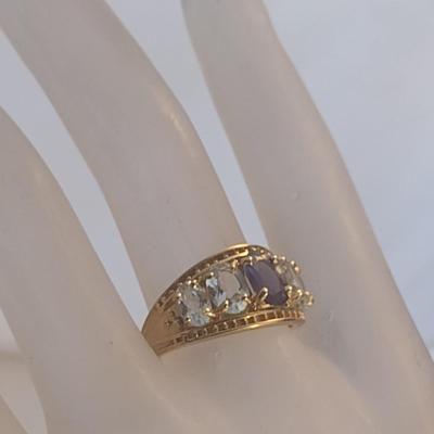 10 Karat Yellow Gold and Gemstone Ring- Size 8- Approx Weight 3.6 Grams (#25)