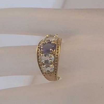 10 Karat Yellow Gold and Gemstone Ring- Size 8- Approx Weight 3.6 Grams (#25)