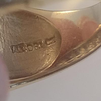 14 Karat Yellow Gold and Cubic Zirconia Ring- Size 6- Approx Weight 8.1 Grams (#29)