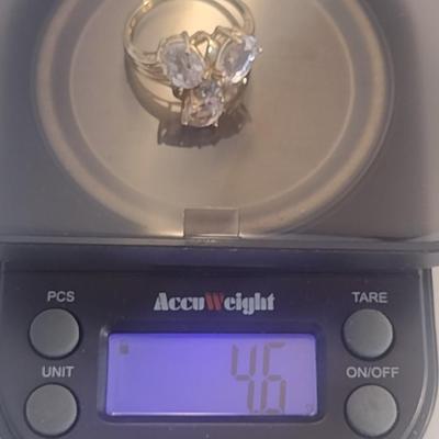 14 Karat Yellow Gold and Gemstone Ring- Size 8- Approx Weight 4.6 Grams (#30)