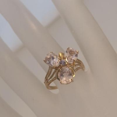 14 Karat Yellow Gold and Gemstone Ring- Size 8- Approx Weight 4.6 Grams (#30)