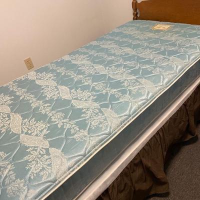 Twin bed
