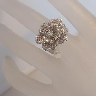 14 Karat White and Yellow Gold with Pave' Diamonds Ring- Size 6 1/2- Approx Weight 7.6 Grams (#31)