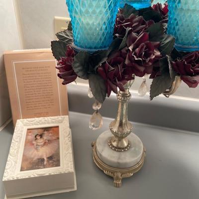 Candle decor and Beauty in Motion Avon soap