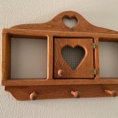 Bathroom wood decor