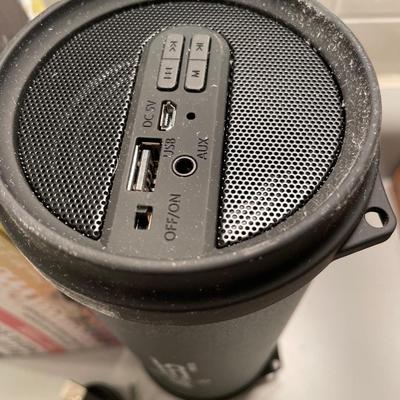 Axess Bluetooth speaker