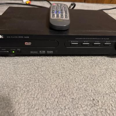 Mintek DVD player with remote