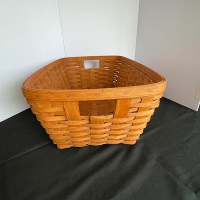 Large Longaberger Laundry Basket RSW 1989