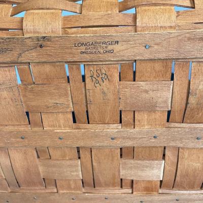 Large Longaberger Laundry Basket RSW 1989