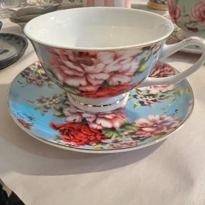 BTaT Brew To A Tea BLUE rose teacup