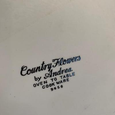 Andrea Large Covered Casserole