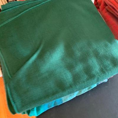Monster Lot of Tablecloths Placemats Napkins Table Runners