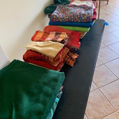 Monster Lot of Tablecloths Placemats Napkins Table Runners