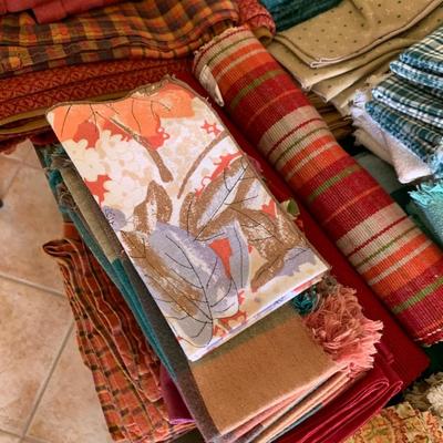 Monster Lot of Tablecloths Placemats Napkins Table Runners